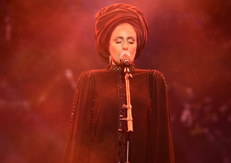 הזמרת נרקיס עברה תאונת דרכים - וניצלה בנס