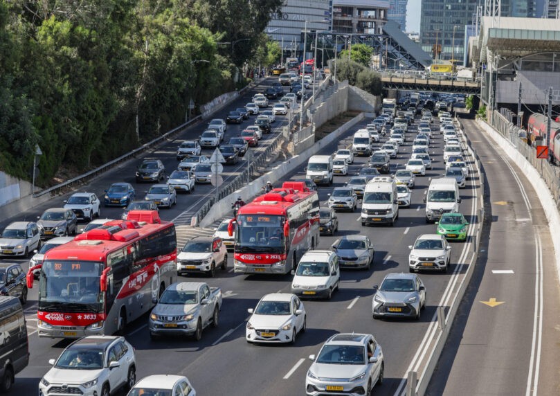 עד 105 שקל למקטע: אושרה גביית אגרה בכביש החוף ובאיילון