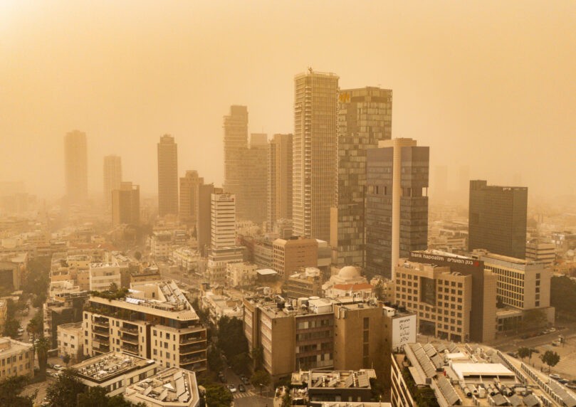 תחת מעטפת אובך ואבק: זיהום אוויר כבד וחריג בכל רחבי הארץ