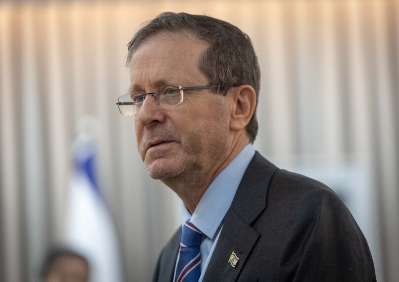 צפו: העימות הסוער בין טל מאיר לאחיו של הנשיא יצחק הרצוג