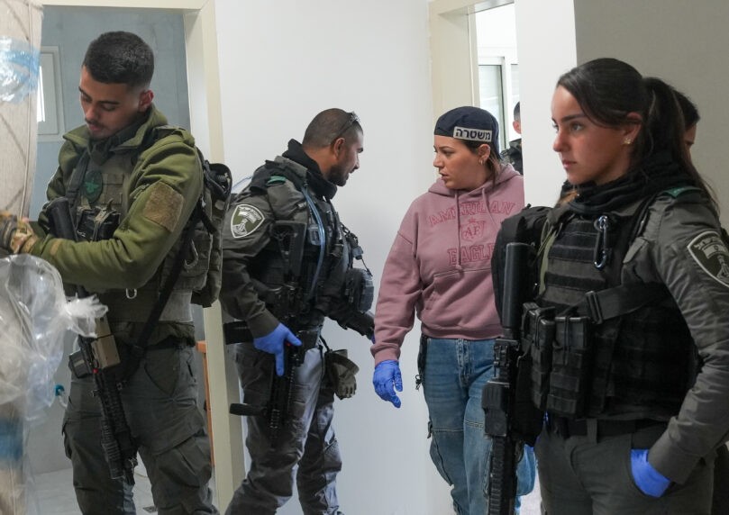 השוטרים נכנסו למבנה בגלל ריח חריג - ולא האמינו למה שגילו