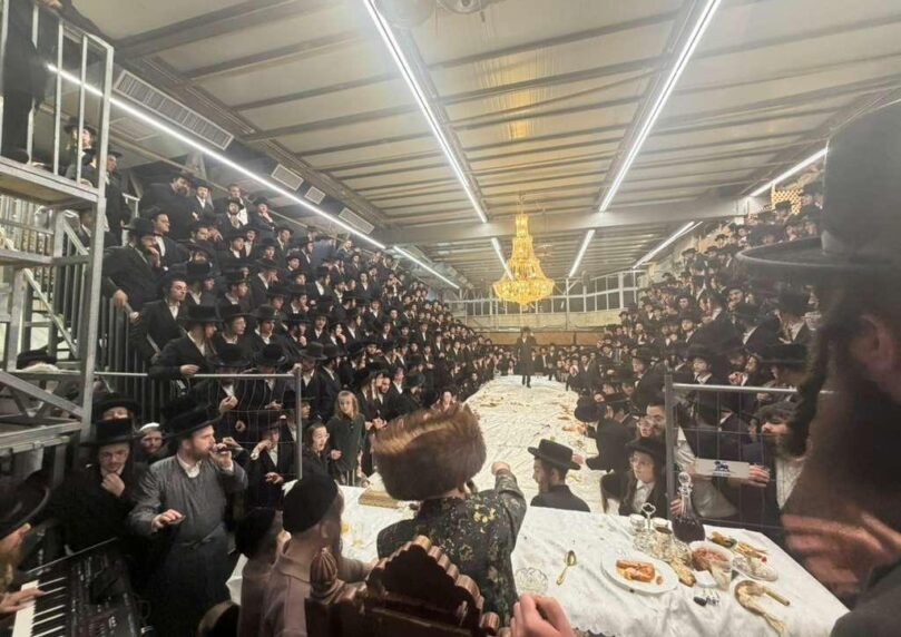הרבי הצעיר הלהיב את ההמונים בטיש ט"ו בשבט