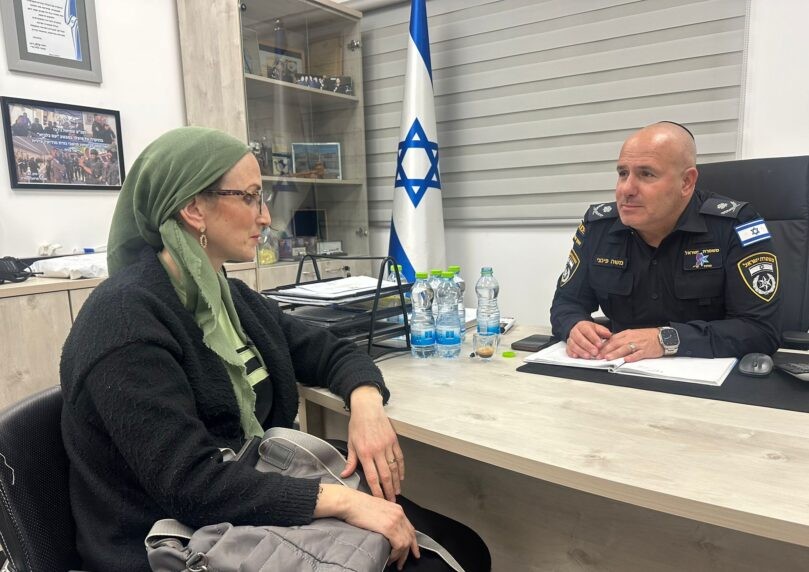 "יש התפתחויות": מפקד מחוז ש"י נפגש עם אימו של מוישי קליינרמן