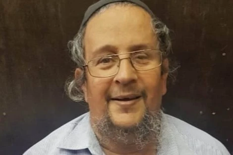 בב"ב נפרדו מהנגר התלמיד-חכם שנחבא אל הכלים