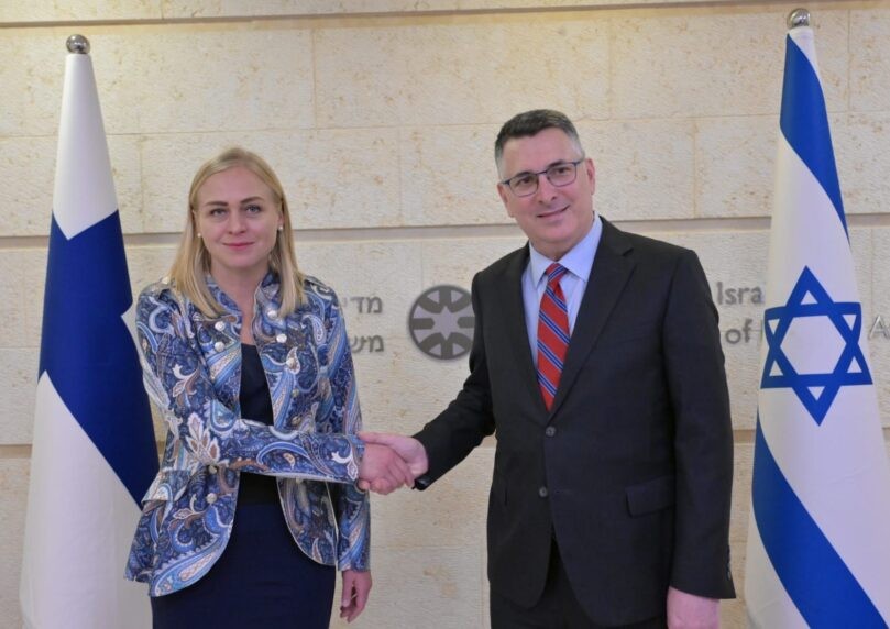 אחרי עשור: שרת החוץ של פינלנד הגיעה לישראל