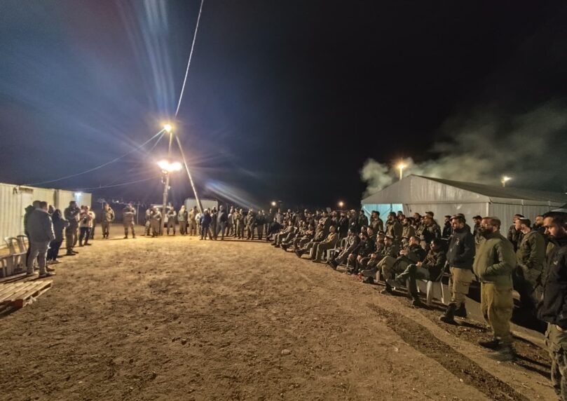 אחרי 450 ימי מילואים: הלוחמים יצאו מעזה וסיימו מסכת מגילה