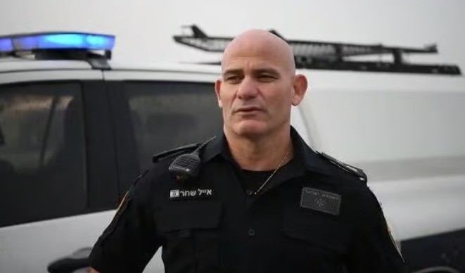 מפקד תחנת משטרת חיפה הוא הקצין החשוד בקשר אסור עם פקודה