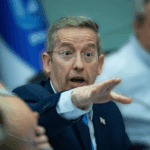 השב"כ חוקר: מזכיר הממשלה חושף את האמת על ההדלפה לערוץ 12