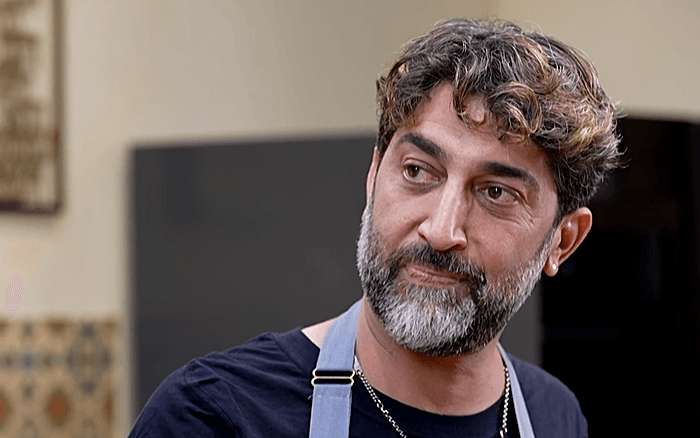 השף אריאל רוזנטל חושף כישרון מפתיע ב'טעמים של שבת'