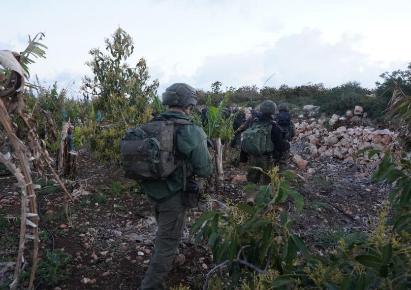 לאחר התקרית הקשה: מח"ט הנח"ל בשיחה מחזקת עם הלוחמים שבלבנון