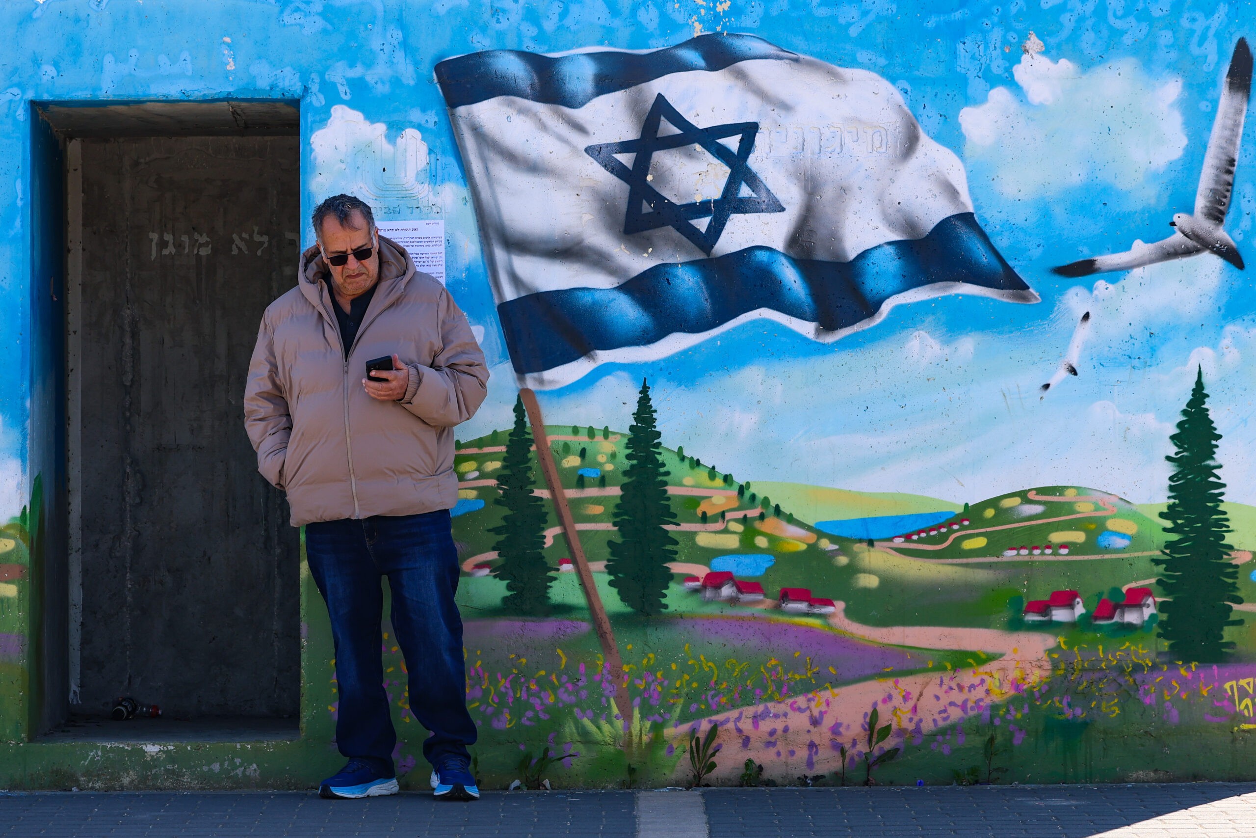 אזעקות הופעלו בצפון; פיקוד העורף: ניתן לצאת מהמרחבים המוגנים בשאר חלקי הארץ