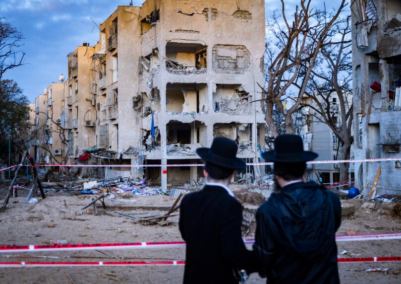תושב ערד בעדות קשה: "מי שיצא עם גרב אחת, נשאר עם גרב אחת"