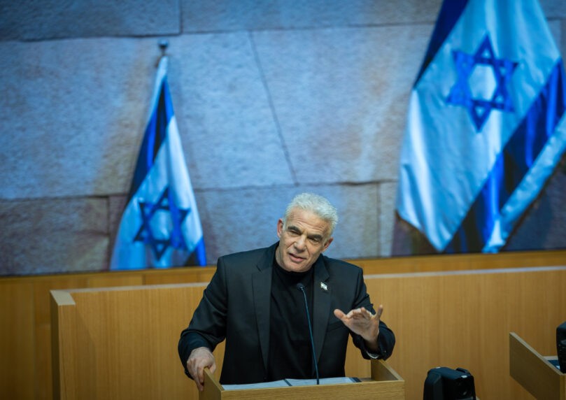 לאחר ההשפלה הלילית: ב"יש עתיד" מנסים לבטל את הצבעתם בבג"ץ