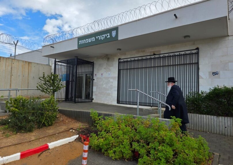 בחור ישיבה לא הורשה לשמוע 'זכור' בכלא הצבאי