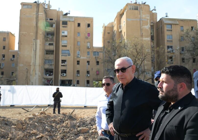 רה"מ בזירת הנפילה בבאר שבע: "אנחנו בדרך להשלמת כל המשימות"
