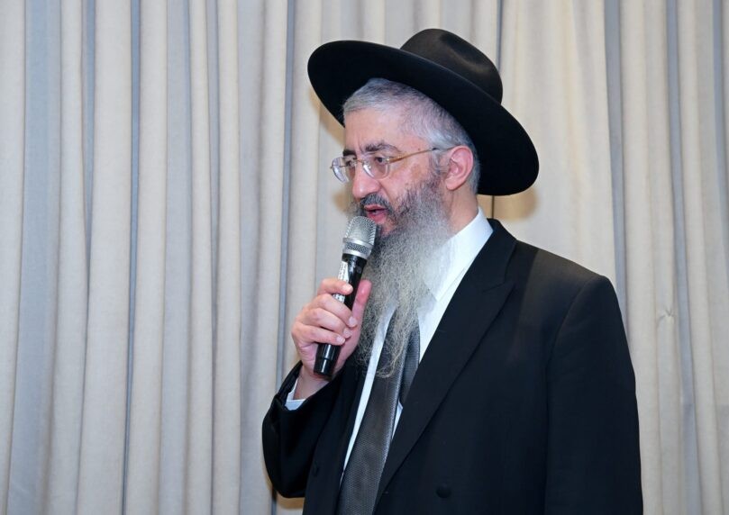 ניצחון לש"ס: הרב אדרי נבחר לרב העיר גבעתיים