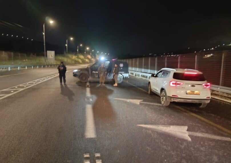 שיטת הענישה החדשה של המשטרה: חסימת צירים ליהודים בשומרון