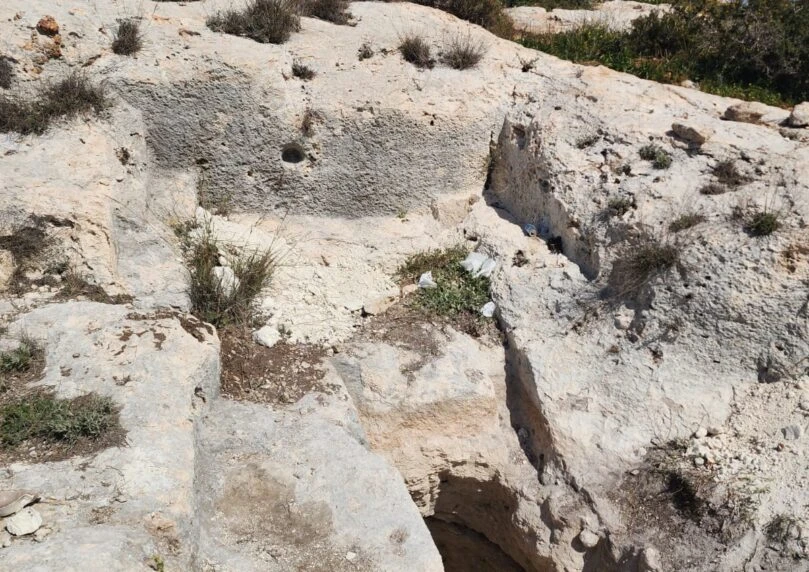 בחסות המלחמה: נחשפה חוליית שודדי עתיקות באתר מורשת בשומרון