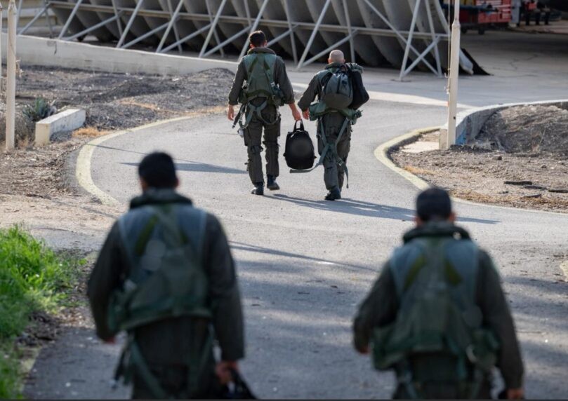 בין המחדל להישגים: חילופי מפקדים סוערים בחיל האוויר