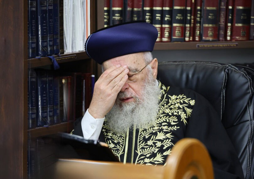 מרן הראש"ל: "יש ניסים ונפלאות במלחמה"
