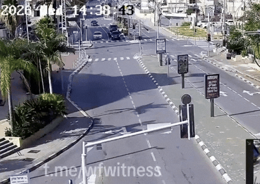 טבעת אש בלב הכביש: תיעוד דרמטי מהנפילה במרכז | צפו