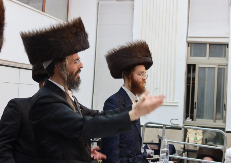 הרבי הלהיב את החסידים: משתה היין בזוויעהל