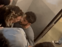 תיעוד מזעזע: חשוד מנע מאזרחים להיכנס למקלט בזמן אזעקה