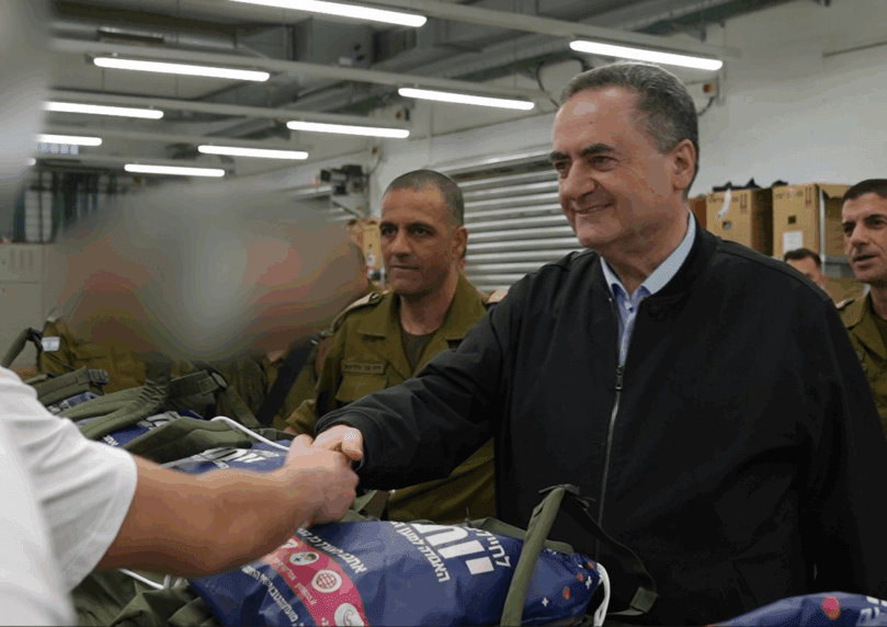 שר הביטחון כץ למתגייסי צנחנים: "נכנסים לצה"ל ברגע היסטורי"