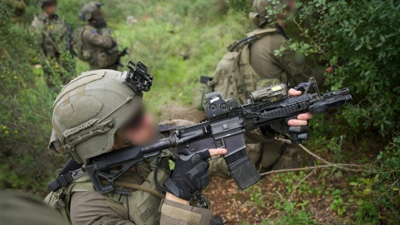 קצין ולוחם נפצעו קל כתוצאה משיגור רחפן נפץ סמוך לגבול