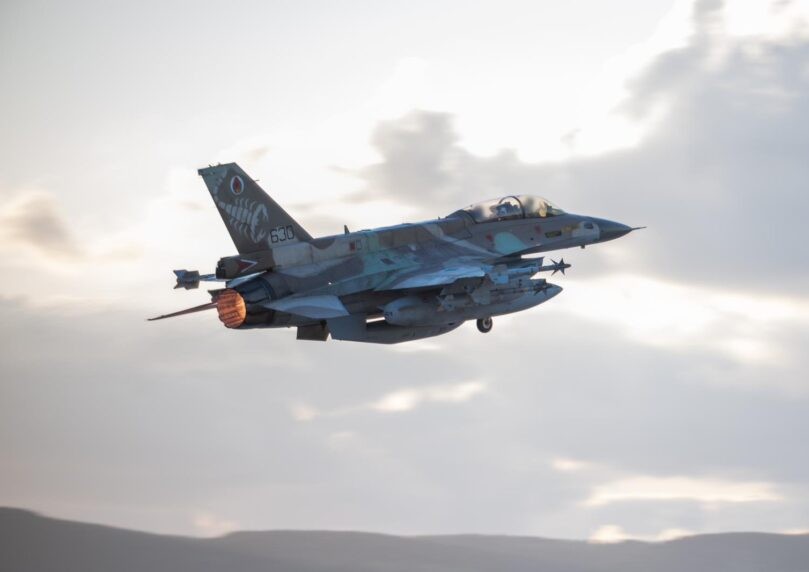 כוחותינו תקפו הלילה יותר מ-100 תשתיות חיזבאללה בדרום לבנון