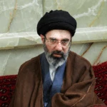 חבר פרלמנט נגד יורשו של חמינאי: "הוא בן סורר"