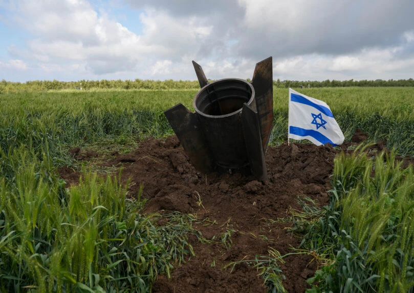 האיש שלא מוכר בישראל מנסה לפרק את אמריקה ואנחנו הבאים בתור