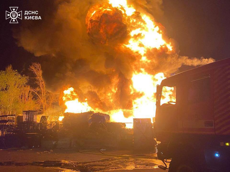 Zelensky: Russia Using North Korean Missiles in Ukraine