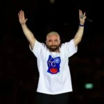 עומר אדם בבשורה משמחת למעריצים: "הכול מלמעלה"