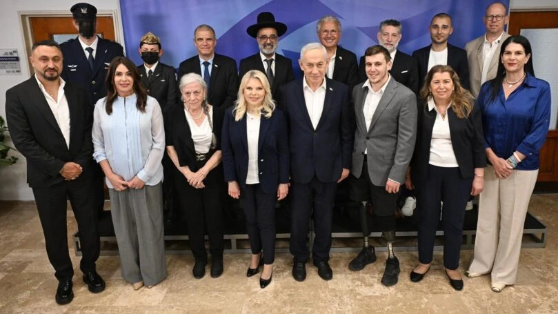 נתניהו במפגש עם מדליקי המשואות: "העם קם כלביא - ונלחם כארי"