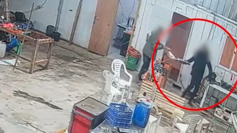 תיעוד בלעדי: בן ונכד של סגן ראש המועצה נתפסו חמושים ב-M16
