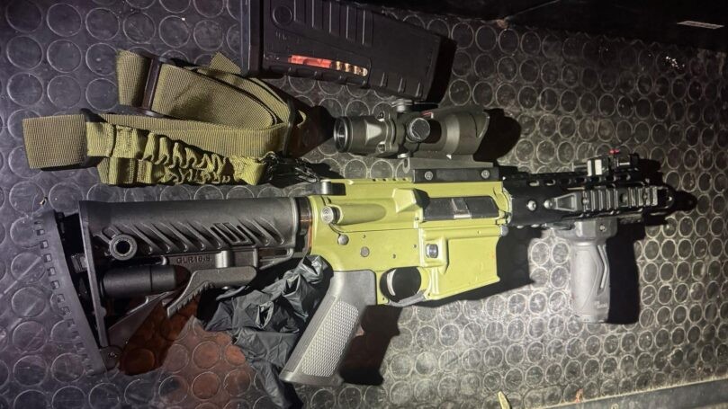 פצוע קשה מירי ביפו: המשטרה תפסה רובה M16 ומחסנית בזירה