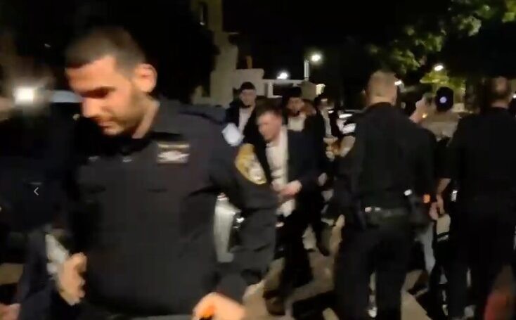 מפגיני הפלג הירושלמי פרצו לביתו של קצין משטרה צבאית באשקלון