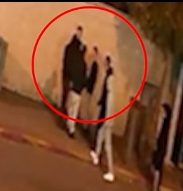 "פתחת עליי במשטרה?": נער הותקף באכזריות בפסגת זאב | תיעוד