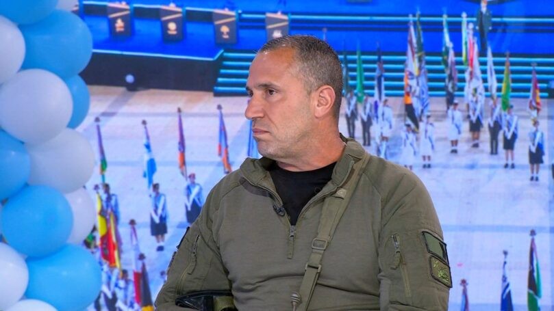 מפעיל D9 חושף: 'סיפוק אדיר להפיל בתים בעזה' | הריאיון המלא