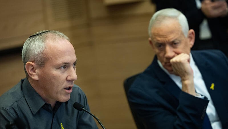 ההחלטה של בני גנץ וחילי טרופר לאחר הודעת הפרישה