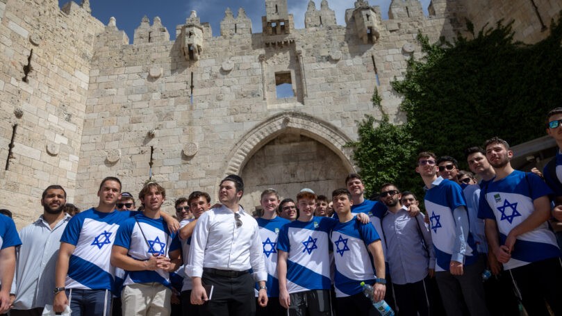 עודד מנשה עם חניכי בני עקיבא: "באנו לחזק את עם ישראל"