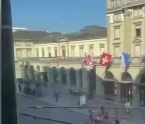צפו: צעק "אללה אכבר" ורץ עם סכין ליד תלמידים בשווייץ