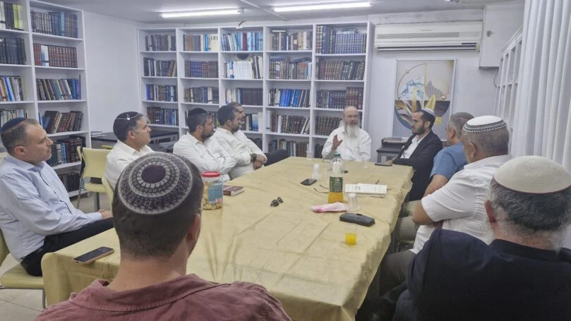לאור גדולי הדור: הסיום החגיגי של רבני החמ"ד