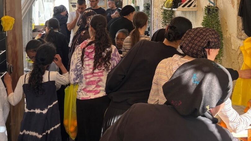 בהובלת גיא ישראלי: הגמ"ח הבית"רי שמסייע למאות משפחות נזקקות