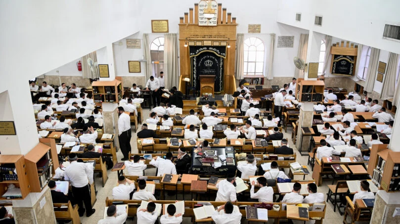 כך נערכים בישיבה הגדולה בעולם לאפשרות של מעצר תלמידי ישיבה