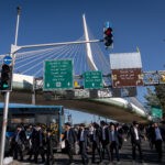 מאבטח ערבי נעצר בחשד שסייע למיידי אבנים לעבר מפגינים חרדים