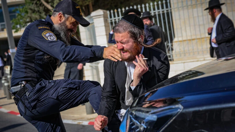 "תתעורר!": דרעי דורש מבן גביר לעצור אלימות שוטרים