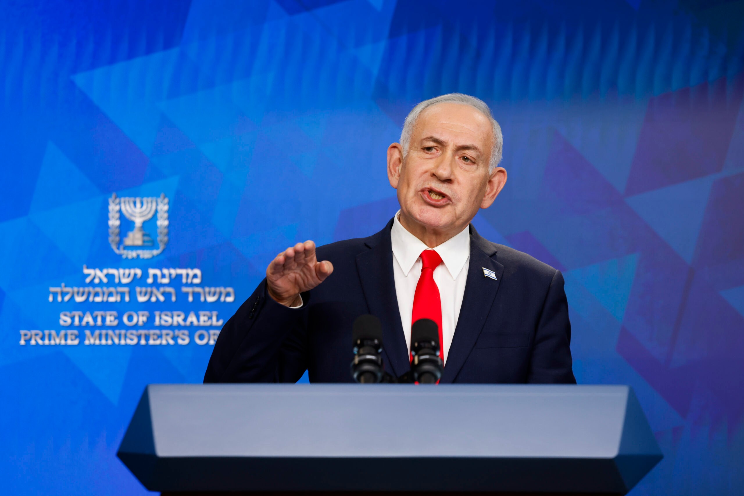Israel and Hamas Near Deal on Gaza Demilitarization