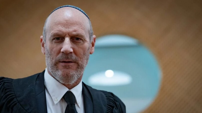 שותף הסוד של נתניהו: מי אתה עו"ד מיכאל ראבילו?